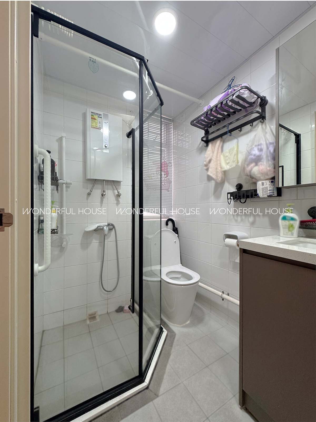 裝修完工 屯門兆翠苑四房一廳一廚一衛現代輕奢風設計